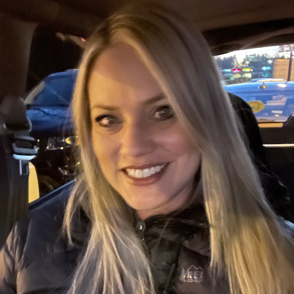 Meet your Posher, Laura